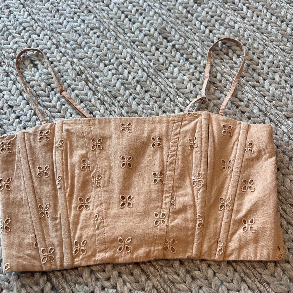 Intermix Carmen Broderie Anglaise Crop Top | Beige | Size 4